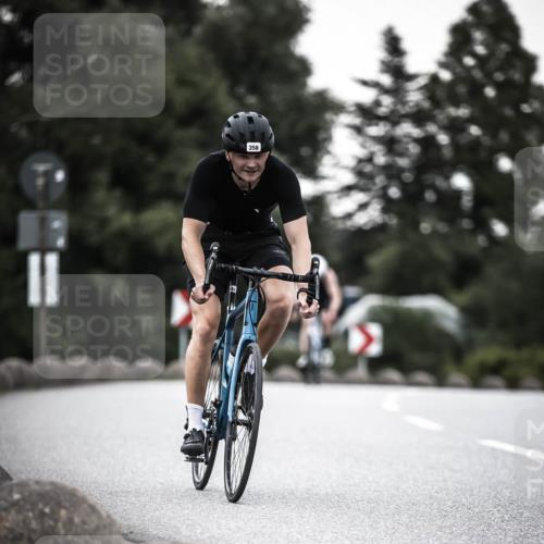 21.06.2026 - 29. Vierlanden-Triathlon H.Heesch http://msf.ph/oto/9900112 21.06.2026 10:08:36 Radfahren 82, 173, 358 meine-sportfotos.de