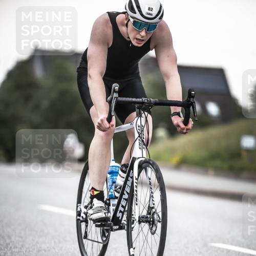 21.06.2026 - 29. Vierlanden-Triathlon H.Heesch http://msf.ph/oto/9900181 21.06.2026 10:08:41 Radfahren 82, 212, 277 meine-sportfotos.de