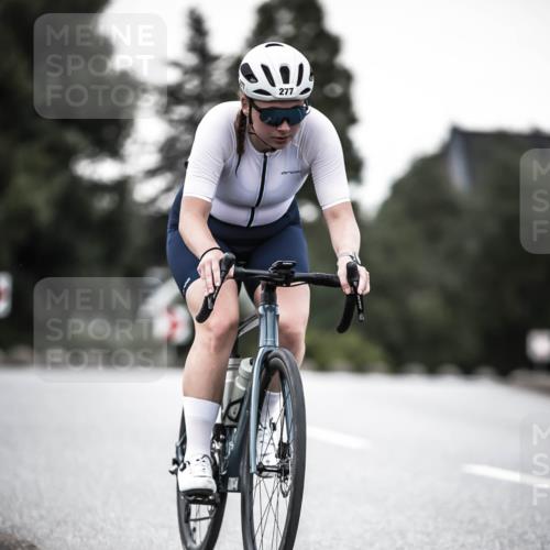 21.06.2026 - 29. Vierlanden-Triathlon H.Heesch http://msf.ph/oto/9900233 21.06.2026 10:08:48 Radfahren 30, 212, 269, 277 meine-sportfotos.de