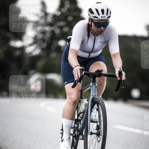 21.06.2026 - 29. Vierlanden-Triathlon H.Heesch http://msf.ph/oto/9900241 21.06.2026 10:08:48 Radfahren 30, 212, 269, 277 meine-sportfotos.de