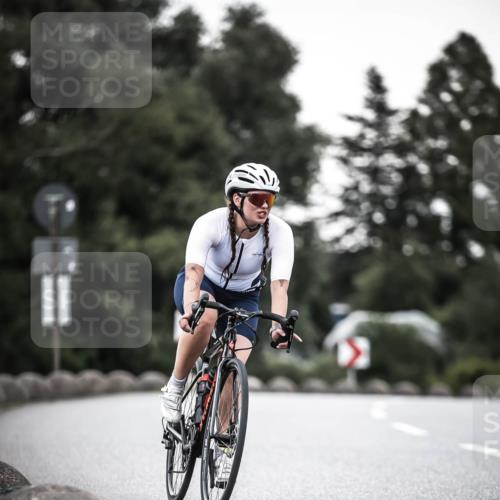 21.06.2026 - 29. Vierlanden-Triathlon H.Heesch http://msf.ph/oto/9900256 21.06.2026 10:08:51 Radfahren 30, 269, 277 meine-sportfotos.de