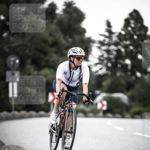 21.06.2026 - 29. Vierlanden-Triathlon H.Heesch http://msf.ph/oto/9900259 21.06.2026 10:08:51 Radfahren 30, 269, 277 meine-sportfotos.de