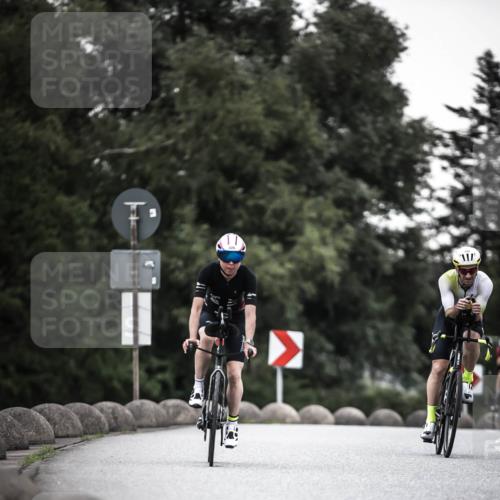 21.06.2026 - 29. Vierlanden-Triathlon H.Heesch http://msf.ph/oto/9900532 21.06.2026 10:09:35 Radfahren 18, 121, 122, 157, 225 meine-sportfotos.de