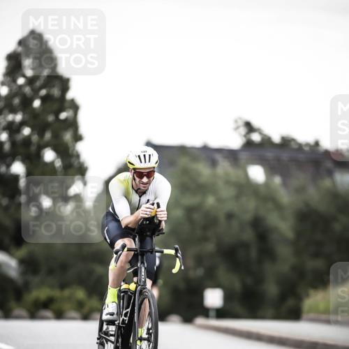 21.06.2026 - 29. Vierlanden-Triathlon H.Heesch http://msf.ph/oto/9900571 21.06.2026 10:09:36 Radfahren 18, 121, 122, 157, 225 meine-sportfotos.de