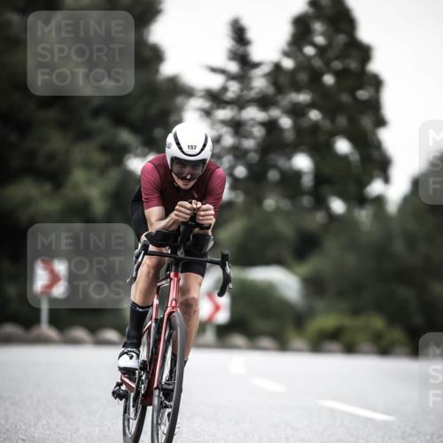 21.06.2026 - 29. Vierlanden-Triathlon H.Heesch http://msf.ph/oto/9900603 21.06.2026 10:09:40 Radfahren 18, 121, 122, 157, 225 meine-sportfotos.de