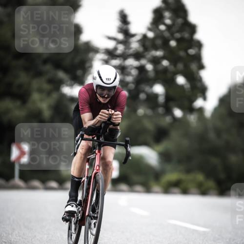 21.06.2026 - 29. Vierlanden-Triathlon H.Heesch http://msf.ph/oto/9900606 21.06.2026 10:09:40 Radfahren 18, 121, 122, 157, 225 meine-sportfotos.de