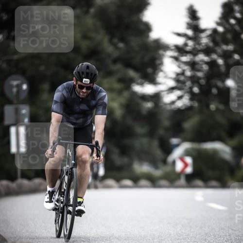 21.06.2026 - 29. Vierlanden-Triathlon H.Heesch http://msf.ph/oto/9900676 21.06.2026 10:09:50 Radfahren 40, 69, 309, 327 meine-sportfotos.de