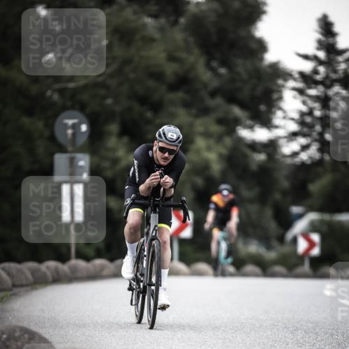 21.06.2026 - 29. Vierlanden-Triathlon H.Heesch http://msf.ph/oto/9900679 21.06.2026 10:09:53 Radfahren 40, 69, 309, 327 meine-sportfotos.de
