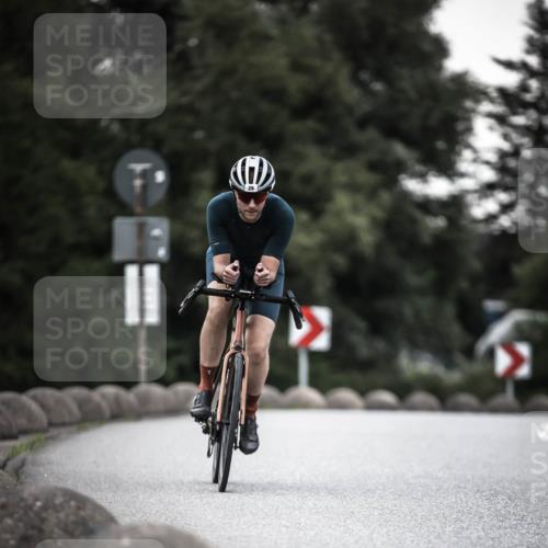 21.06.2026 - 29. Vierlanden-Triathlon H.Heesch http://msf.ph/oto/9900799 21.06.2026 10:10:03 Radfahren 29 meine-sportfotos.de