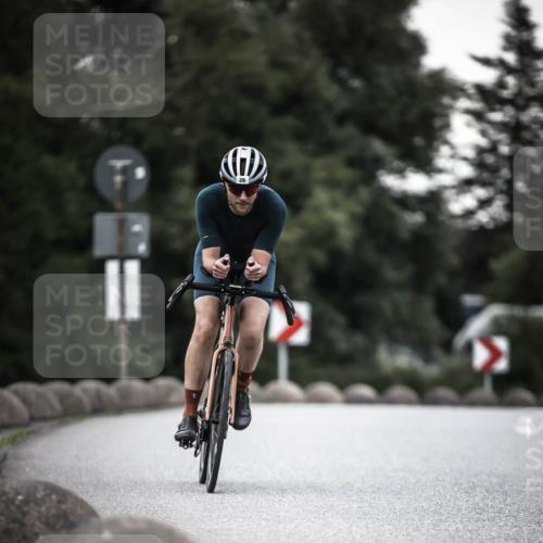 21.06.2026 - 29. Vierlanden-Triathlon H.Heesch http://msf.ph/oto/9900805 21.06.2026 10:10:03 Radfahren 29 meine-sportfotos.de