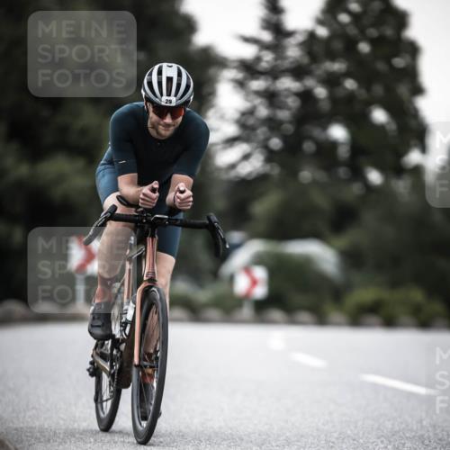 21.06.2026 - 29. Vierlanden-Triathlon H.Heesch http://msf.ph/oto/9900836 21.06.2026 10:10:04 Radfahren 29, 430 meine-sportfotos.de