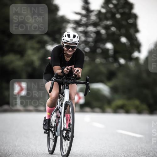 21.06.2026 - 29. Vierlanden-Triathlon H.Heesch http://msf.ph/oto/9900975 21.06.2026 10:10:24 Radfahren 230, 255, 295, 356 meine-sportfotos.de