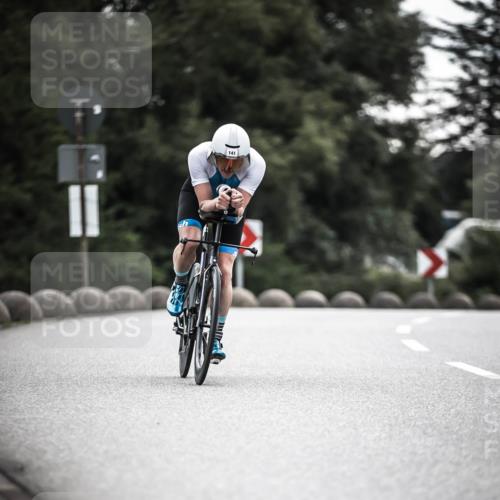21.06.2026 - 29. Vierlanden-Triathlon H.Heesch http://msf.ph/oto/9900977 21.06.2026 09:29:29 Radfahren 141 meine-sportfotos.de