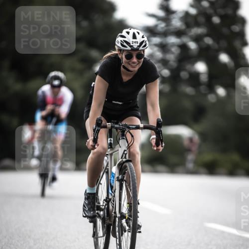21.06.2026 - 29. Vierlanden-Triathlon H.Heesch http://msf.ph/oto/9901033 21.06.2026 09:29:41 Radfahren 186, 249 meine-sportfotos.de