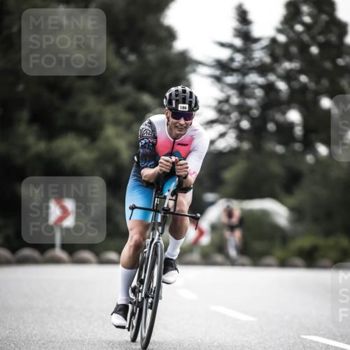21.06.2026 - 29. Vierlanden-Triathlon H.Heesch http://msf.ph/oto/9901038 21.06.2026 09:29:42 Radfahren 186, 249, 281 meine-sportfotos.de