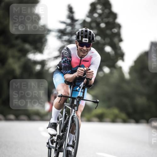 21.06.2026 - 29. Vierlanden-Triathlon H.Heesch http://msf.ph/oto/9901044 21.06.2026 09:29:42 Radfahren 186, 249, 281 meine-sportfotos.de