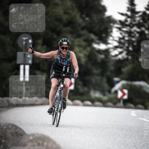 21.06.2026 - 29. Vierlanden-Triathlon H.Heesch http://msf.ph/oto/9901093 21.06.2026 10:10:54 Radfahren 81, 242, 281, 283 meine-sportfotos.de