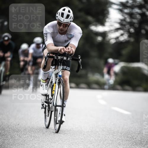 21.06.2026 - 29. Vierlanden-Triathlon H.Heesch http://msf.ph/oto/9901134 21.06.2026 09:29:58 Radfahren 7, 38, 59, 67, 82, 88, 100, 109, 163, 276 meine-sportfotos.de