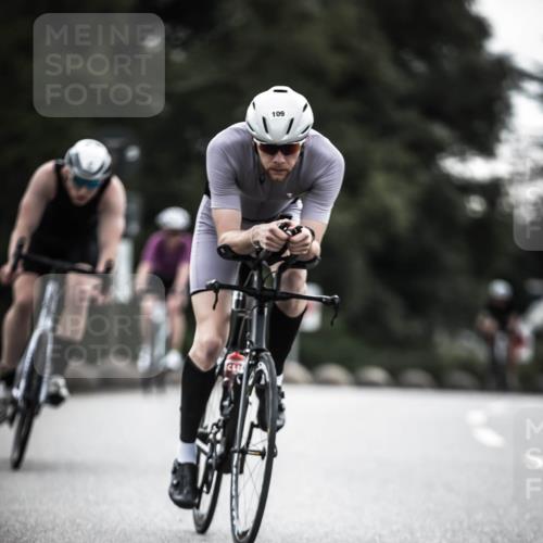 21.06.2026 - 29. Vierlanden-Triathlon H.Heesch http://msf.ph/oto/9901163 21.06.2026 09:30:01 Radfahren 7, 38, 59, 67, 82, 100, 109, 163, 232, 276 meine-sportfotos.de