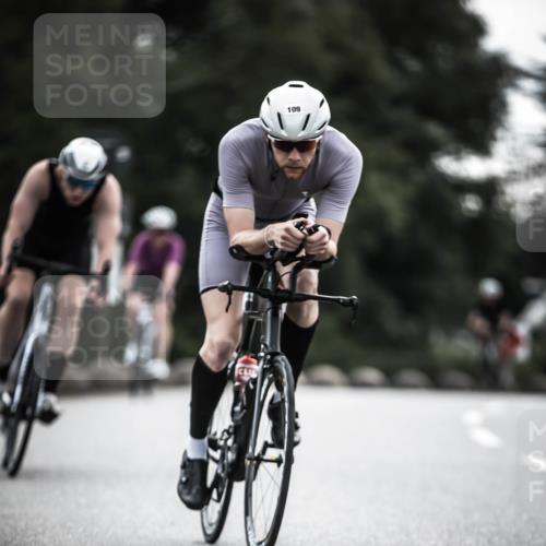 21.06.2026 - 29. Vierlanden-Triathlon H.Heesch http://msf.ph/oto/9901166 21.06.2026 09:30:01 Radfahren 7, 38, 59, 67, 82, 100, 109, 163, 232, 276 meine-sportfotos.de