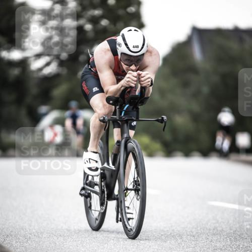 21.06.2026 - 29. Vierlanden-Triathlon H.Heesch http://msf.ph/oto/9901181 21.06.2026 10:11:12 Radfahren 261, 440 meine-sportfotos.de