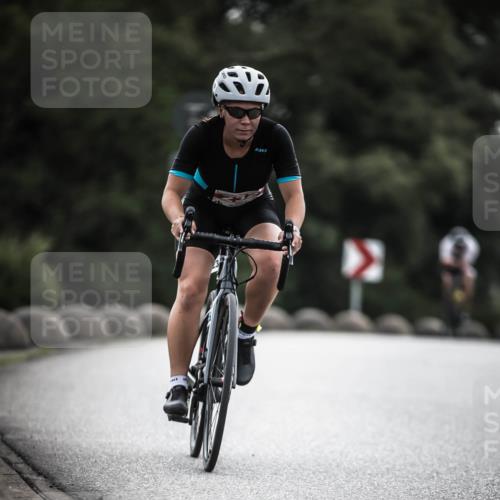 21.06.2026 - 29. Vierlanden-Triathlon H.Heesch http://msf.ph/oto/9901217 21.06.2026 09:30:07 Radfahren 59, 119, 163, 174, 232, 276 meine-sportfotos.de
