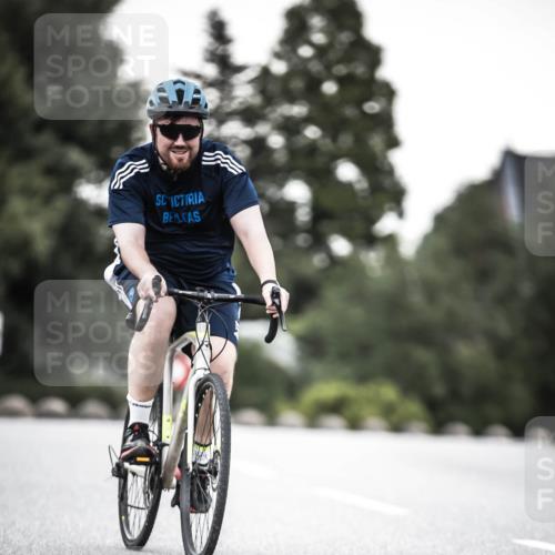 21.06.2026 - 29. Vierlanden-Triathlon H.Heesch http://msf.ph/oto/9901227 21.06.2026 10:11:19 Radfahren 325, 338 meine-sportfotos.de