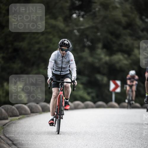 21.06.2026 - 29. Vierlanden-Triathlon H.Heesch http://msf.ph/oto/9901308 21.06.2026 09:30:37 Radfahren 35, 147, 159, 225, 248 meine-sportfotos.de