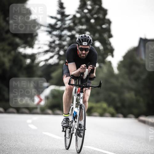 21.06.2026 - 29. Vierlanden-Triathlon H.Heesch http://msf.ph/oto/9901323 21.06.2026 09:30:38 Radfahren 147, 159, 225, 248 meine-sportfotos.de