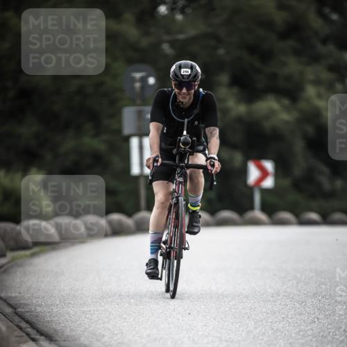 21.06.2026 - 29. Vierlanden-Triathlon H.Heesch http://msf.ph/oto/9901358 21.06.2026 09:31:06 Radfahren 2, 115, 124, 167, 245 meine-sportfotos.de