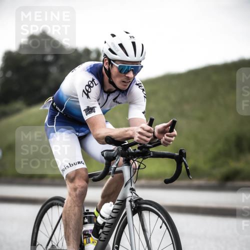 21.06.2026 - 29. Vierlanden-Triathlon H.Heesch http://msf.ph/oto/9901477 21.06.2026 09:33:35 Radfahren 25 meine-sportfotos.de