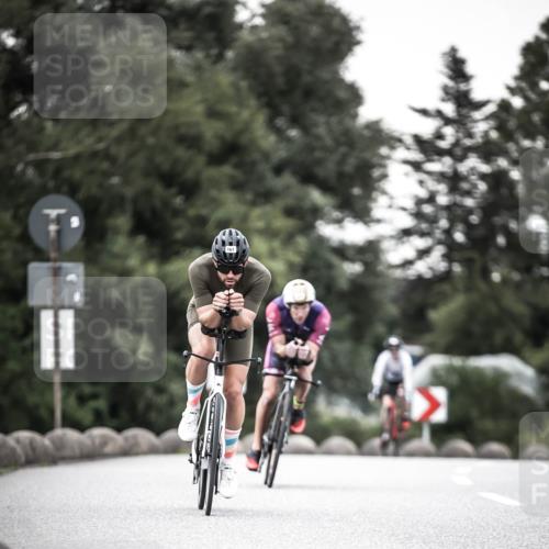 21.06.2026 - 29. Vierlanden-Triathlon H.Heesch http://msf.ph/oto/9901507 21.06.2026 10:11:57 Radfahren 47, 115, 160, 161, 205, 248, 414 meine-sportfotos.de