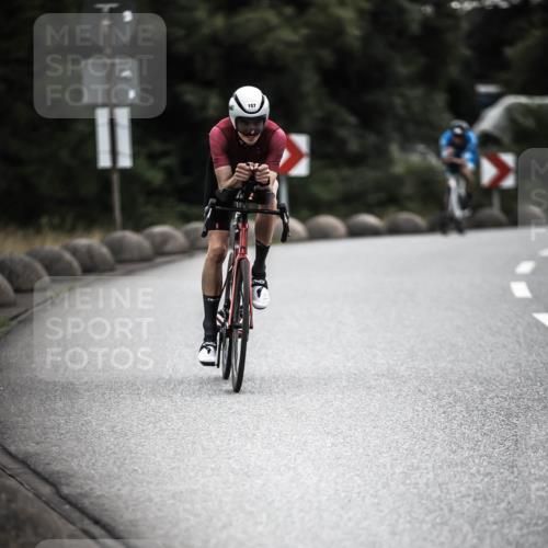 21.06.2026 - 29. Vierlanden-Triathlon H.Heesch http://msf.ph/oto/9901560 21.06.2026 09:35:32 Radfahren 9, 94, 139, 157, 179 meine-sportfotos.de