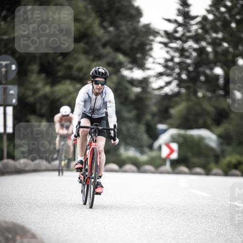 21.06.2026 - 29. Vierlanden-Triathlon H.Heesch http://msf.ph/oto/9901562 21.06.2026 10:12:02 Radfahren 115, 160, 205, 248 meine-sportfotos.de