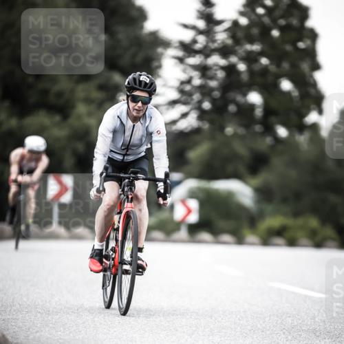 21.06.2026 - 29. Vierlanden-Triathlon H.Heesch http://msf.ph/oto/9901586 21.06.2026 10:12:02 Radfahren 115, 160, 205, 248 meine-sportfotos.de