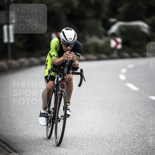 21.06.2026 - 29. Vierlanden-Triathlon H.Heesch http://msf.ph/oto/9901597 21.06.2026 09:35:39 Radfahren 9, 120, 139, 179 meine-sportfotos.de