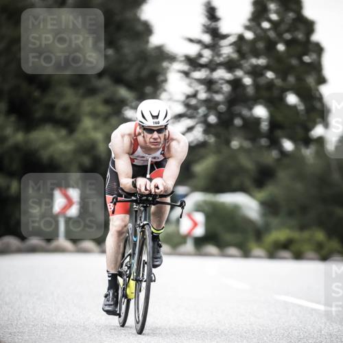 21.06.2026 - 29. Vierlanden-Triathlon H.Heesch http://msf.ph/oto/9901613 21.06.2026 10:12:04 Radfahren 115, 160, 205, 248 meine-sportfotos.de