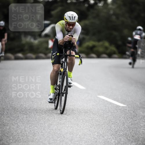 21.06.2026 - 29. Vierlanden-Triathlon H.Heesch http://msf.ph/oto/9901615 21.06.2026 09:35:49 Radfahren 105, 122, 161, 198, 270, 279 meine-sportfotos.de
