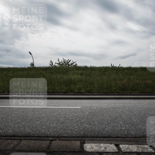 21.06.2026 - 29. Vierlanden-Triathlon H.Heesch http://msf.ph/oto/9901639 21.06.2026 09:27:18 Radfahren 27, 43, 56, 103, 139, 179, 198 meine-sportfotos.de