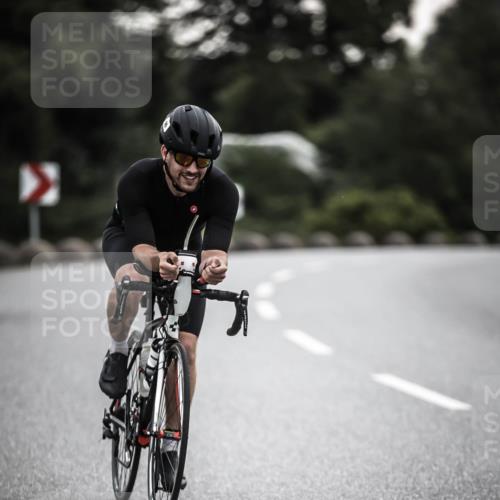 21.06.2026 - 29. Vierlanden-Triathlon H.Heesch http://msf.ph/oto/9901658 21.06.2026 09:36:00 Radfahren 75, 86, 90, 176, 200 meine-sportfotos.de