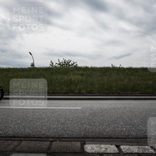 21.06.2026 - 29. Vierlanden-Triathlon H.Heesch http://msf.ph/oto/9901659 21.06.2026 09:27:58 Radfahren 83, 99, 161, 219 meine-sportfotos.de