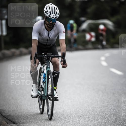 21.06.2026 - 29. Vierlanden-Triathlon H.Heesch http://msf.ph/oto/9901676 21.06.2026 09:36:12 Radfahren 6, 130, 135, 180 meine-sportfotos.de