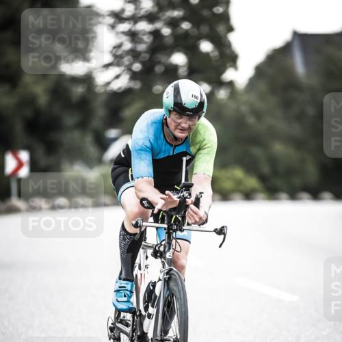 21.06.2026 - 29. Vierlanden-Triathlon H.Heesch http://msf.ph/oto/9901685 21.06.2026 09:36:17 Radfahren 6, 23, 111, 130, 135, 180, 216, 283 meine-sportfotos.de