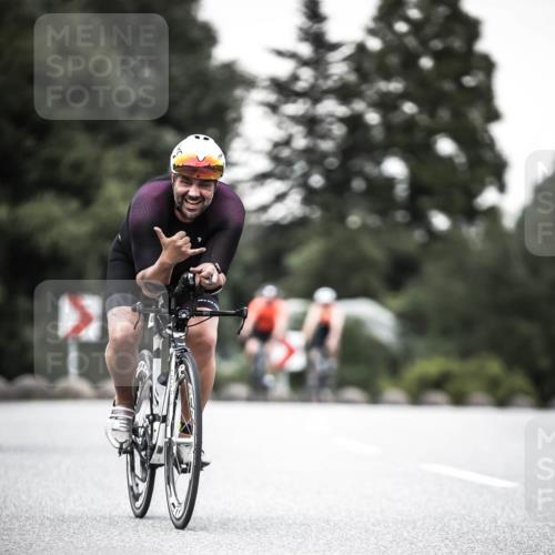 21.06.2026 - 29. Vierlanden-Triathlon H.Heesch http://msf.ph/oto/9901705 21.06.2026 10:12:12 Radfahren 39, 357, 359, 454 meine-sportfotos.de