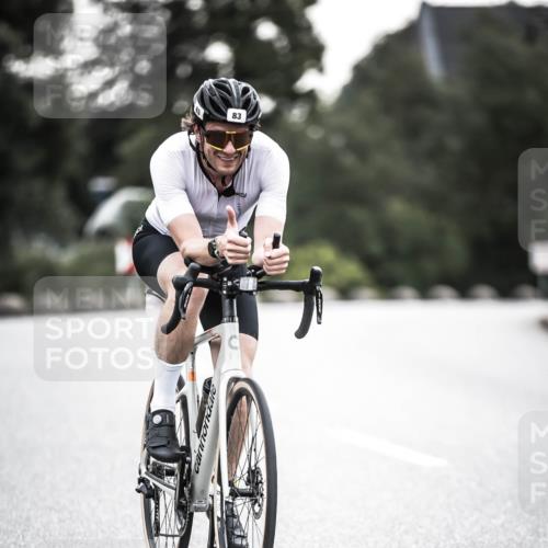 21.06.2026 - 29. Vierlanden-Triathlon H.Heesch http://msf.ph/oto/9901718 21.06.2026 09:37:08 Radfahren 83, 261 meine-sportfotos.de