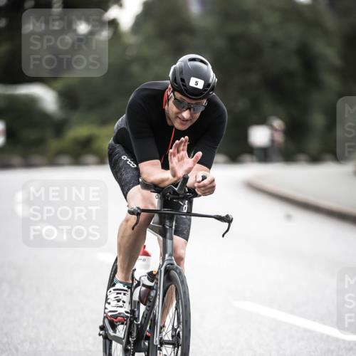 21.06.2026 - 29. Vierlanden-Triathlon H.Heesch http://msf.ph/oto/9901739 21.06.2026 09:37:48 Radfahren 5, 30, 69, 195, 240 meine-sportfotos.de