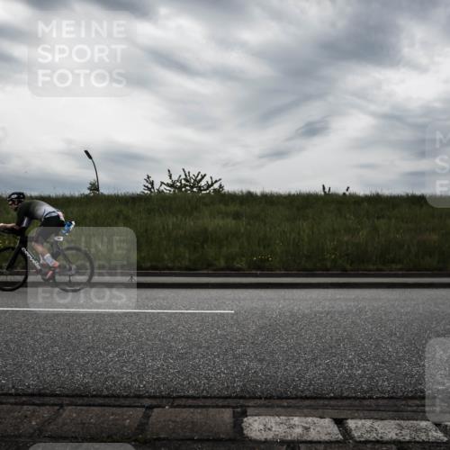 21.06.2026 - 29. Vierlanden-Triathlon H.Heesch http://msf.ph/oto/9901760 21.06.2026 09:31:11 Radfahren 2, 115, 124, 167, 245 meine-sportfotos.de