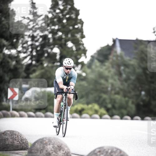 21.06.2026 - 29. Vierlanden-Triathlon H.Heesch http://msf.ph/oto/9901789 21.06.2026 09:39:07 Radfahren 59 meine-sportfotos.de