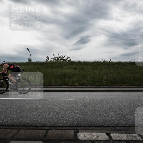 21.06.2026 - 29. Vierlanden-Triathlon H.Heesch http://msf.ph/oto/9901790 21.06.2026 09:32:26 Radfahren 1353 meine-sportfotos.de