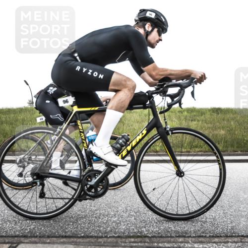 21.06.2026 - 29. Vierlanden-Triathlon H.Heesch http://msf.ph/oto/9901801 21.06.2026 09:33:58 Radfahren 40, 47, 96, 101, 153, 187 meine-sportfotos.de